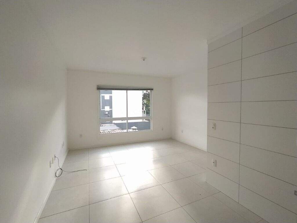 Kitnet e Studio à venda com 1 quarto, 30m² - Foto 2
