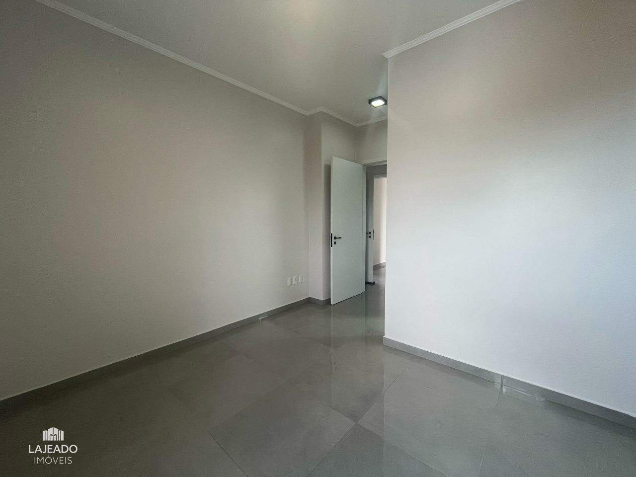 Apartamento à venda no Florestal: 