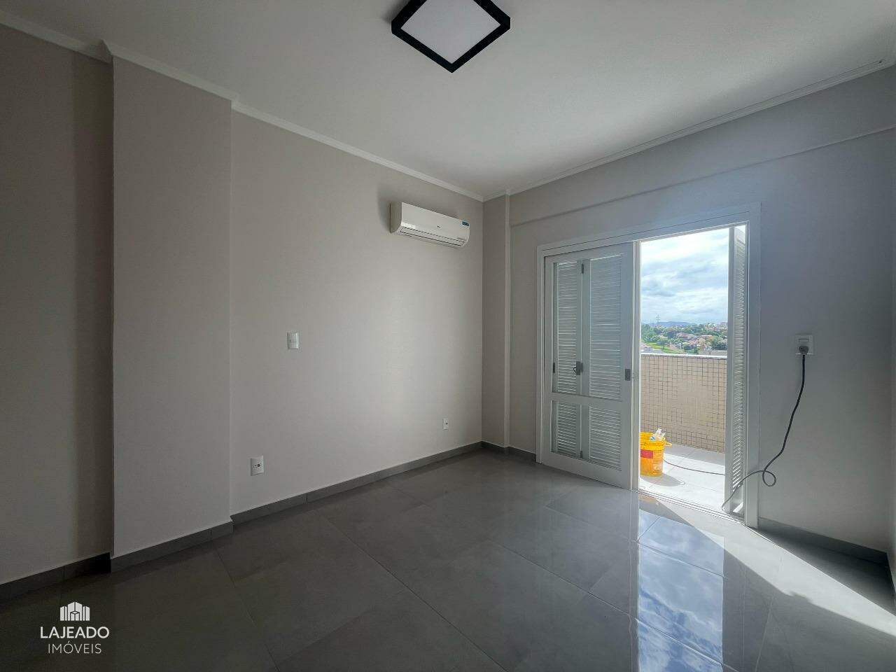 Apartamento à venda no Florestal: 