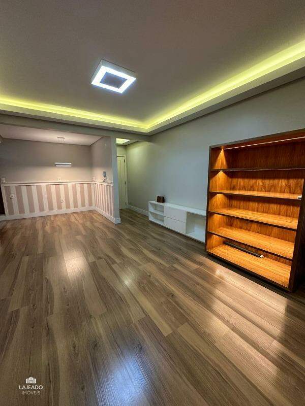 Apartamento à venda com 2 quartos, 116m² - Foto 10