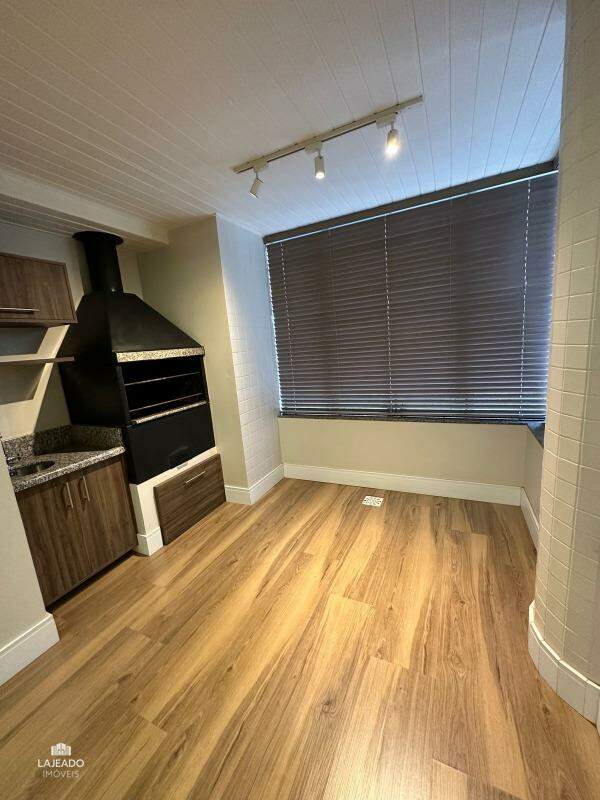 Apartamento à venda com 2 quartos, 116m² - Foto 4