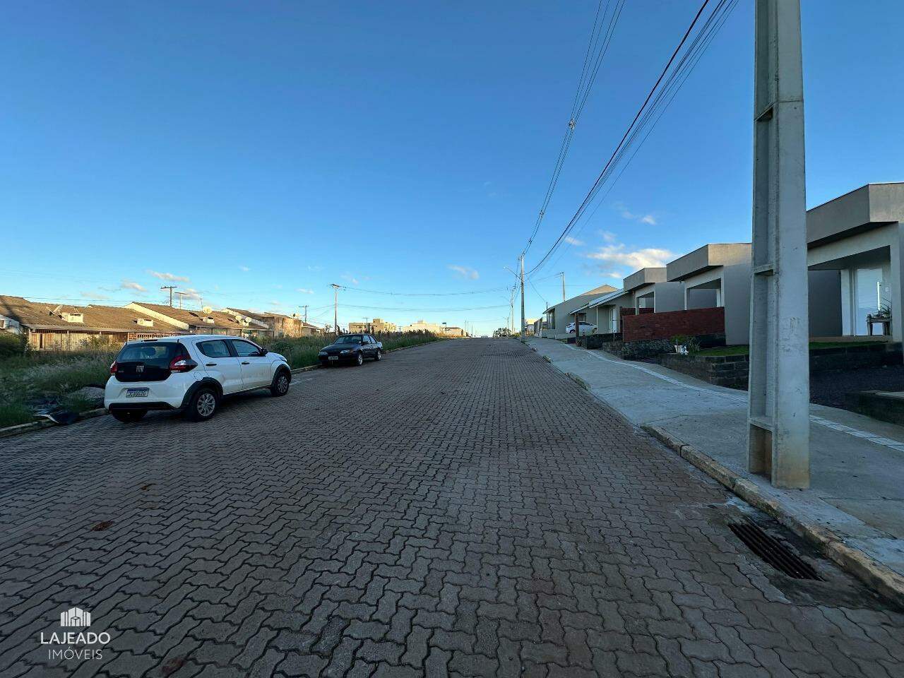 Casa à venda com 2 quartos, 58m² - Foto 11