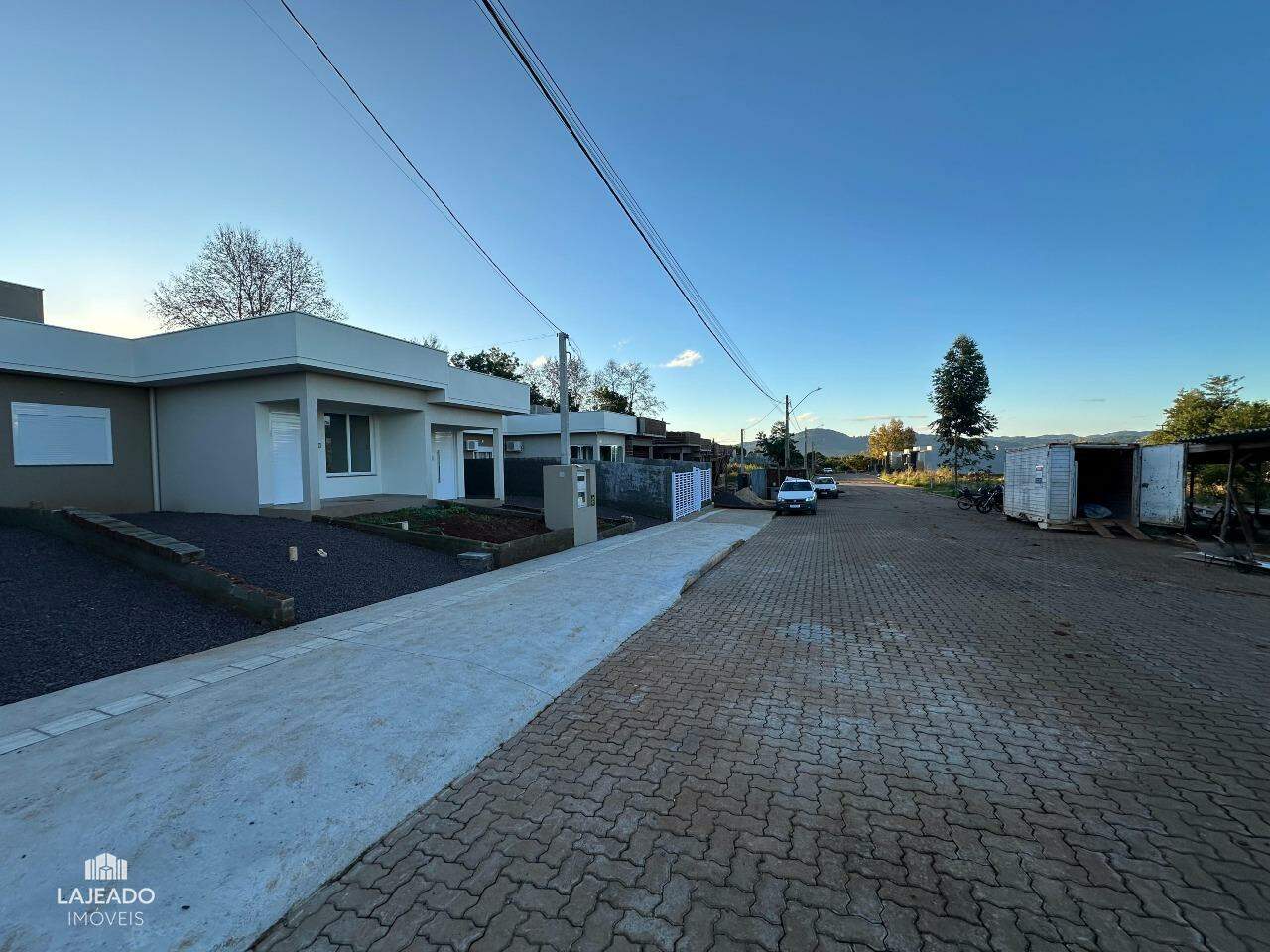 Casa à venda com 2 quartos, 58m² - Foto 14