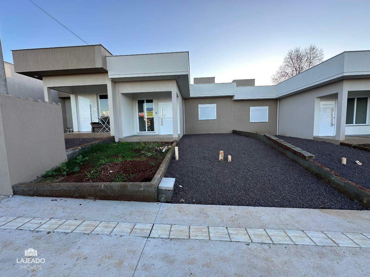 Casa à venda com 2 quartos, 58m² - Foto 13