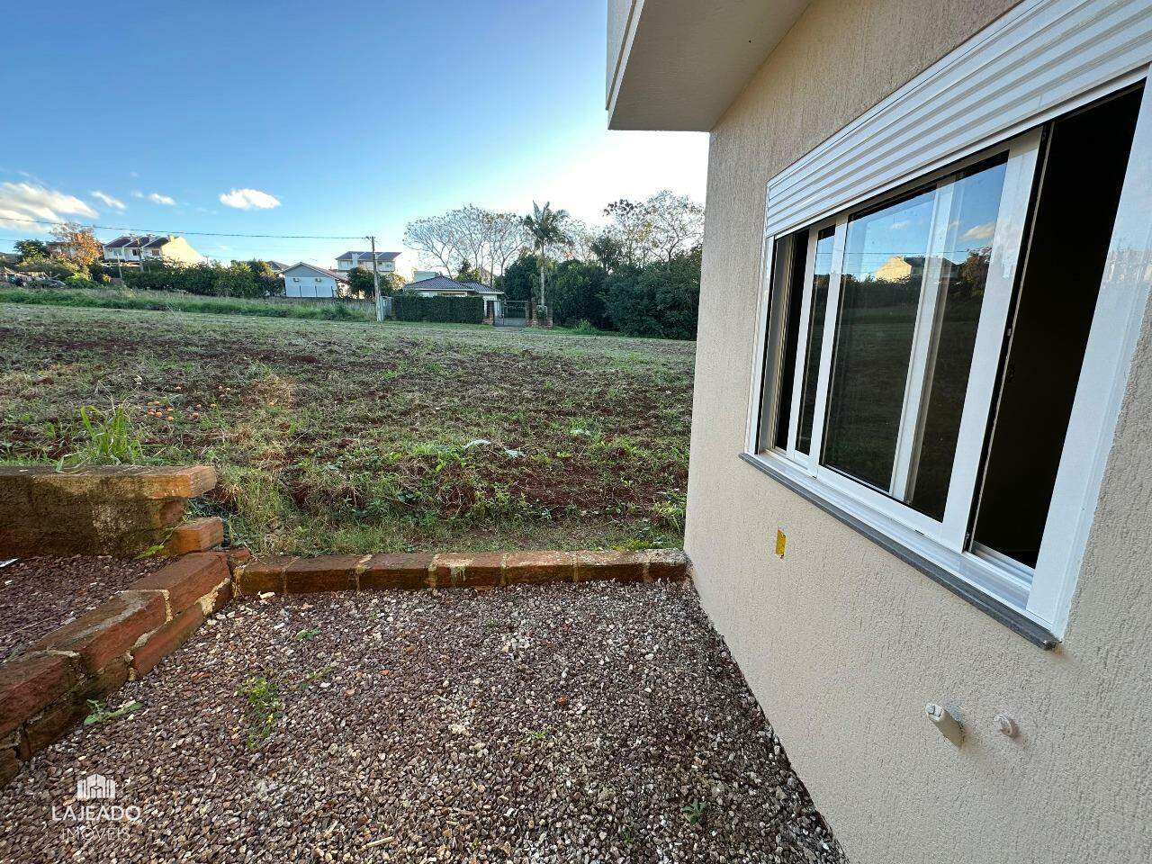 Casa à venda com 2 quartos, 58m² - Foto 9