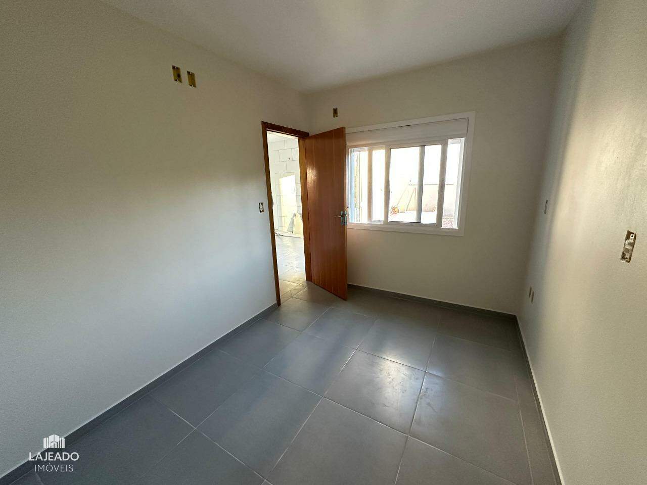 Casa à venda com 2 quartos, 58m² - Foto 5