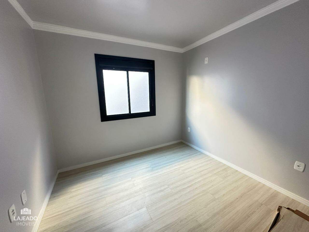 Casa à venda com 3 quartos, 92m² - Foto 13