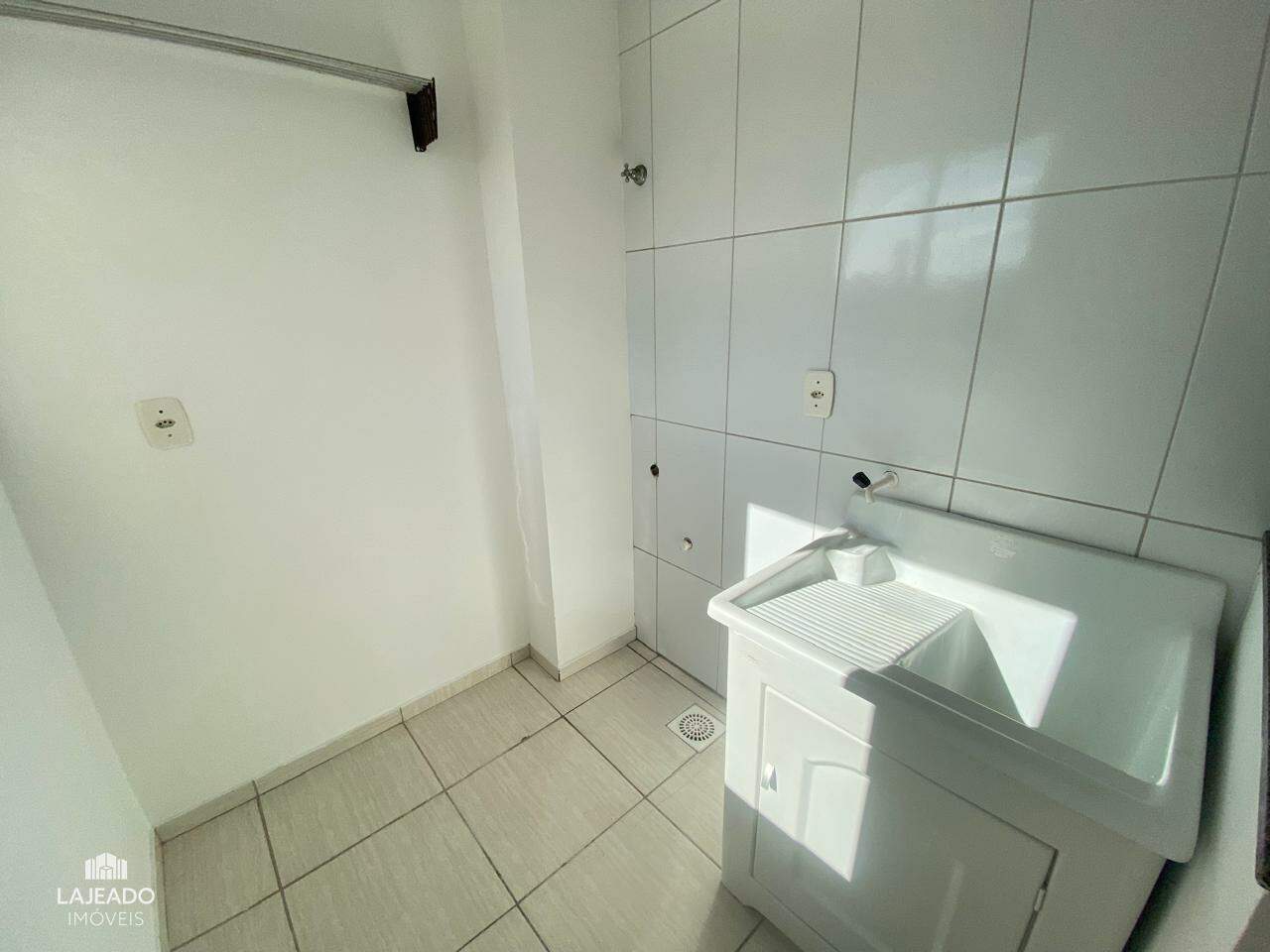 Apartamento à venda com 2 quartos, 58m² - Foto 8