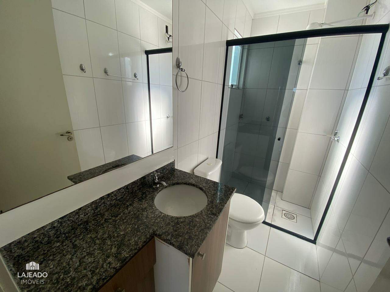 Apartamento à venda com 2 quartos, 58m² - Foto 4