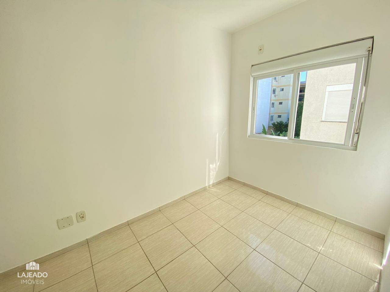 Apartamento à venda com 2 quartos, 58m² - Foto 7