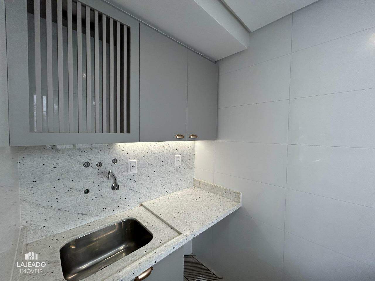 Apartamento à venda com 2 quartos, 68m² - Foto 15