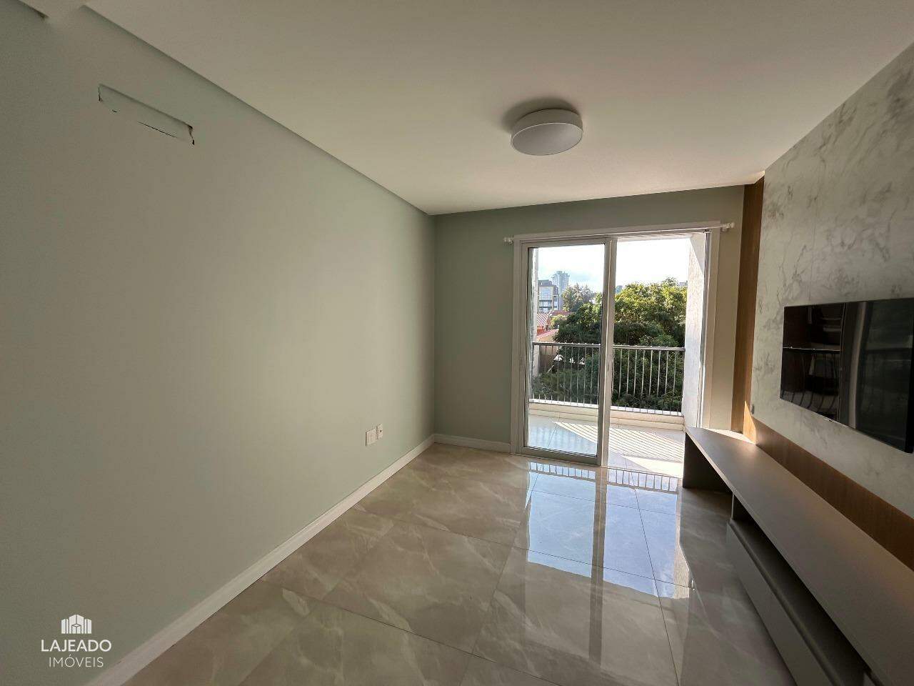 Apartamento à venda com 2 quartos, 68m² - Foto 9