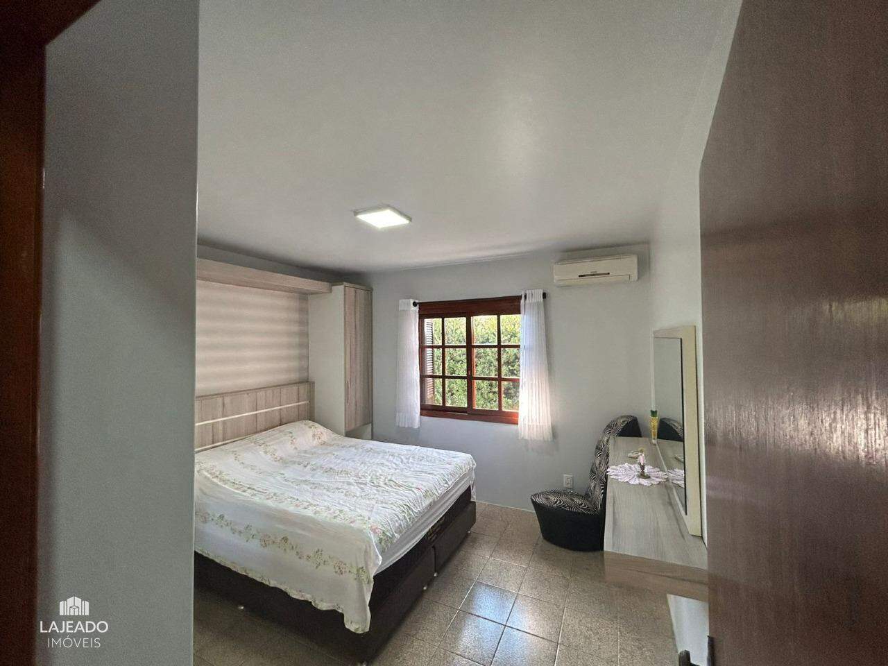 Casa à venda com 3 quartos, 146m² - Foto 15