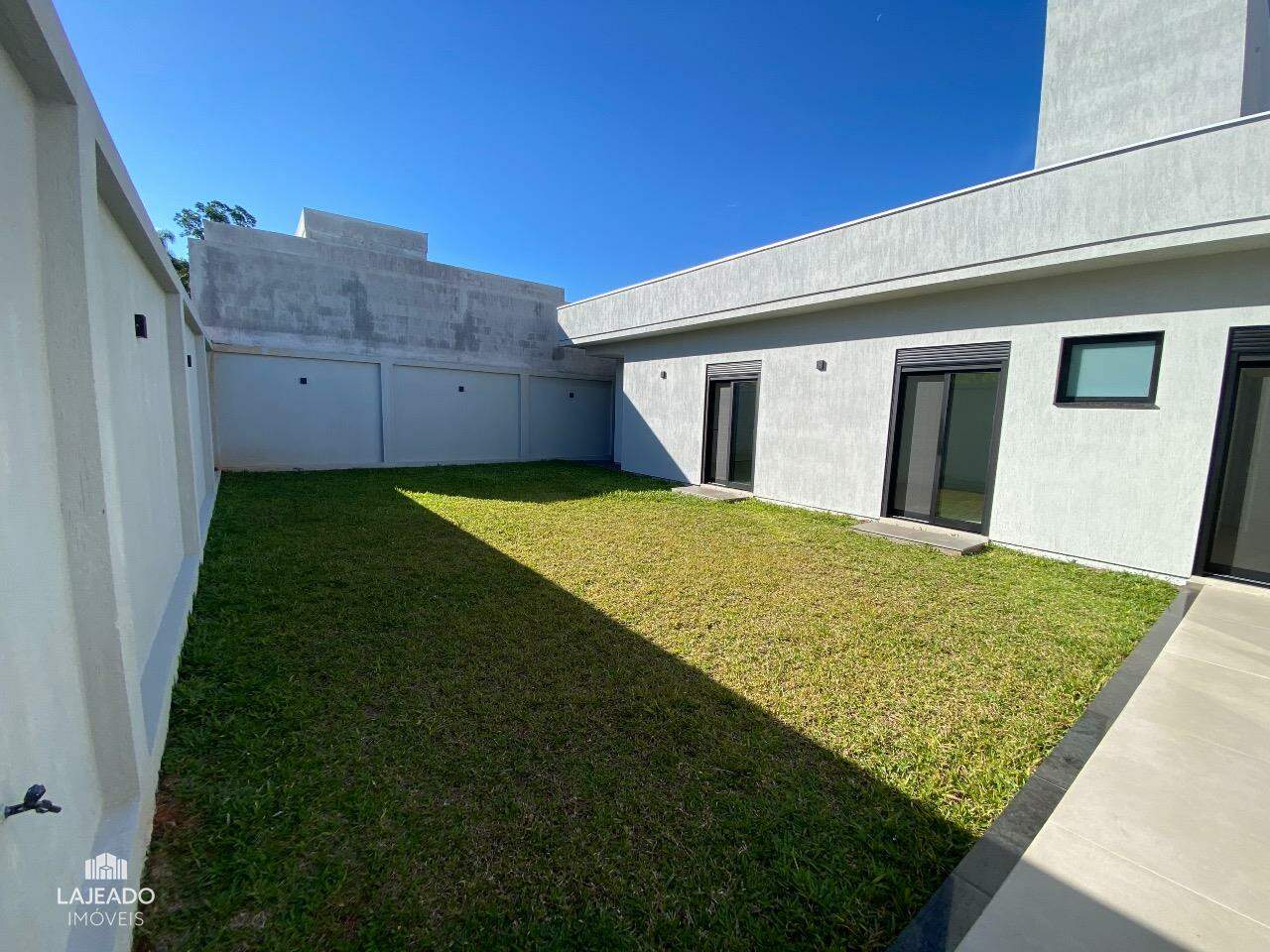 Casa à venda com 3 quartos, 190m² - Foto 6