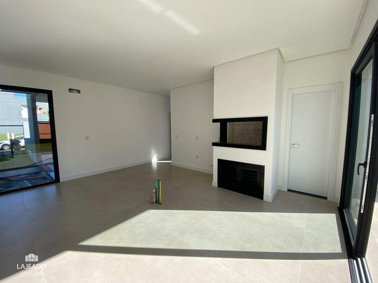 Casa à venda com 3 quartos, 190m² - Foto 11