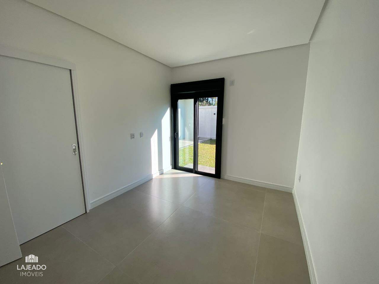 Casa à venda com 3 quartos, 190m² - Foto 18