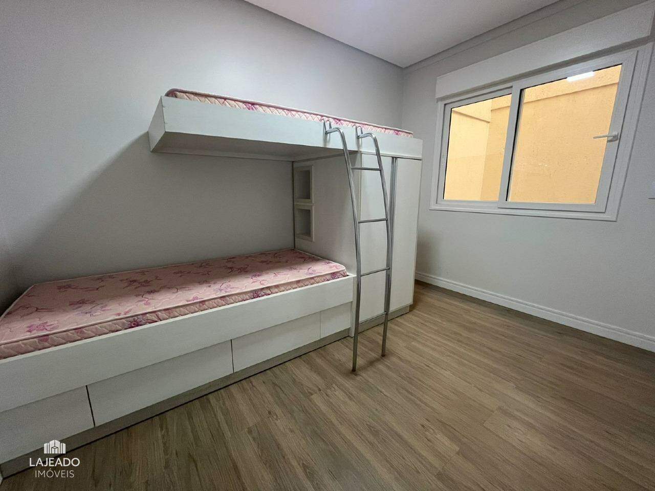 Apartamento para aluguel no São Cristóvão: 