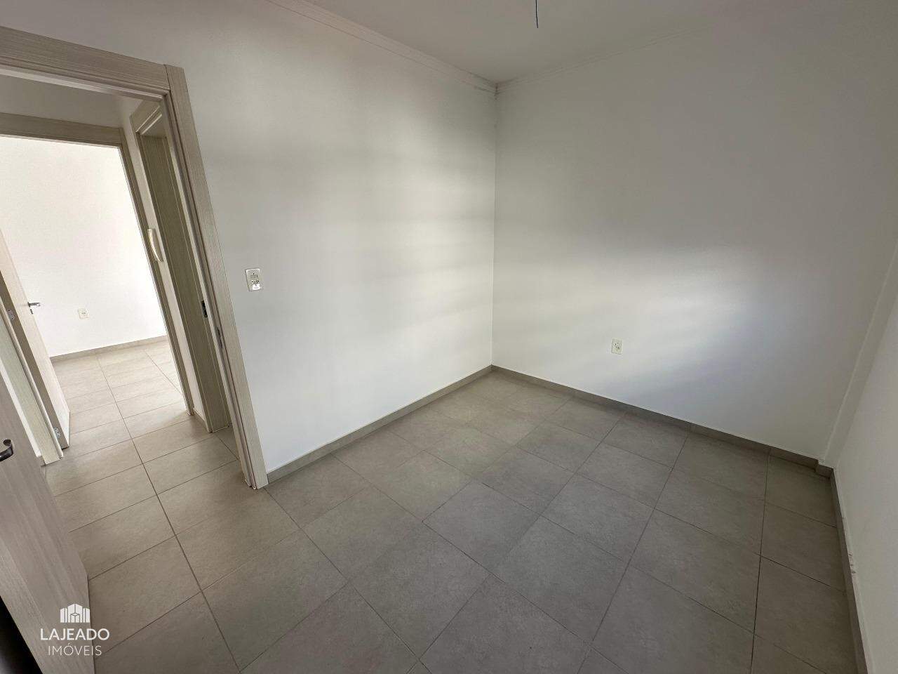 Apartamento à venda com 2 quartos, 57m² - Foto 7