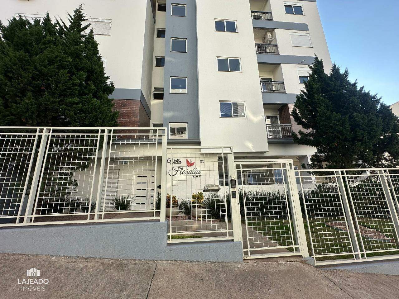 Apartamento à venda com 2 quartos, 57m² - Foto 9