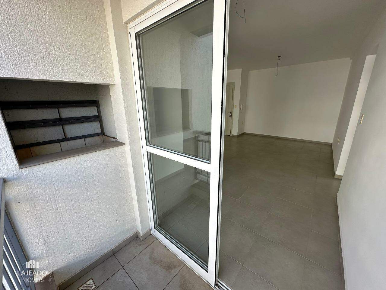 Apartamento à venda com 2 quartos, 57m² - Foto 12