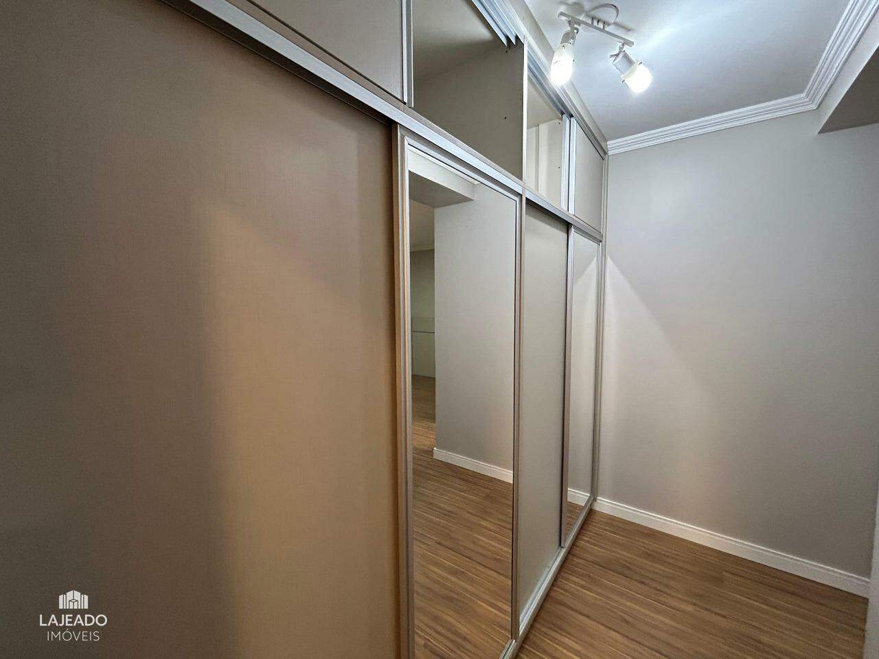 Apartamento à venda com 3 quartos, 190m² - Foto 17