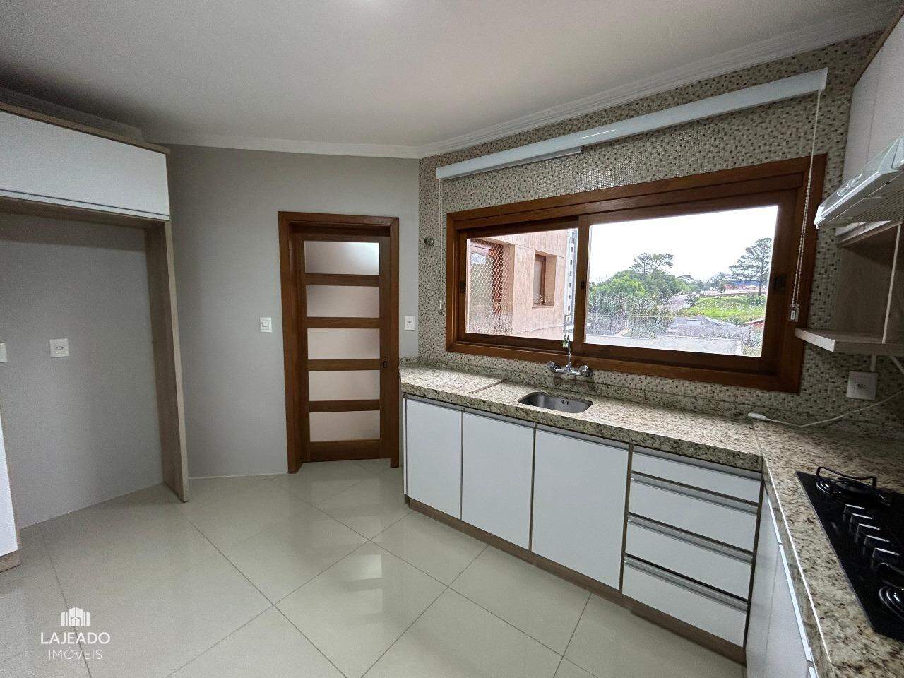 Apartamento à venda com 3 quartos, 190m² - Foto 10