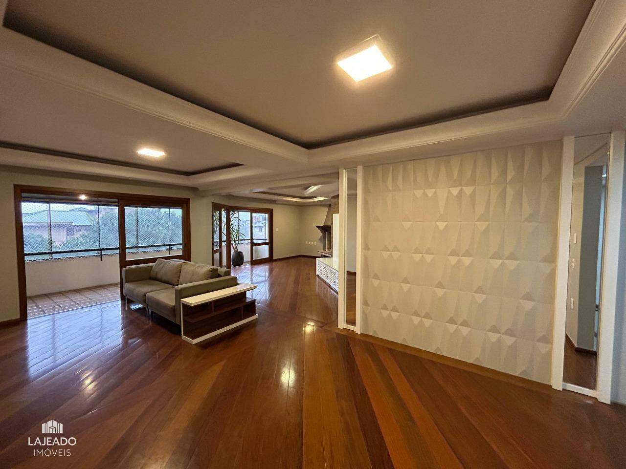 Apartamento à venda com 3 quartos, 190m² - Foto 4