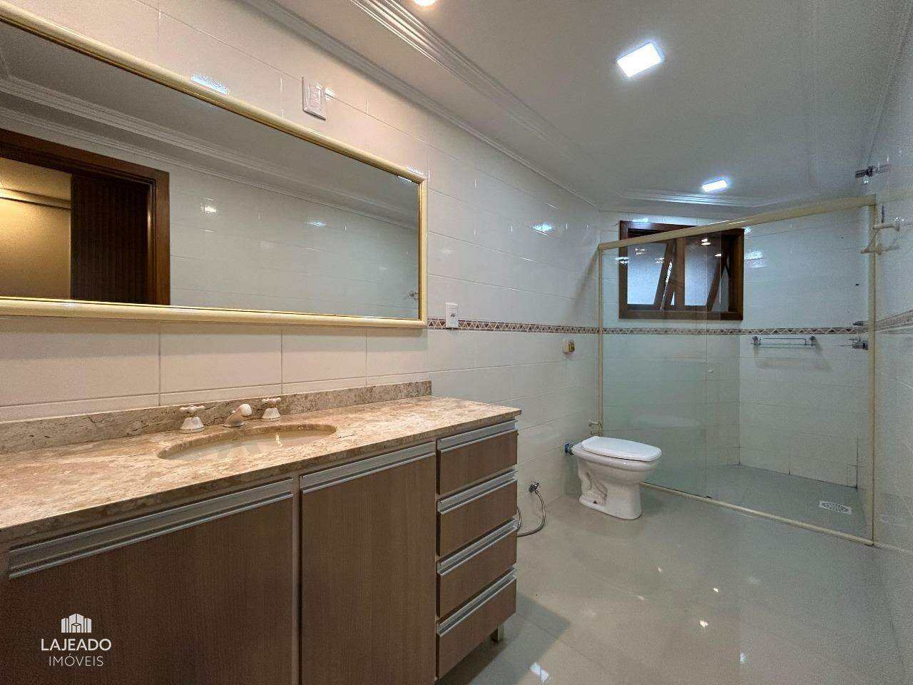 Apartamento à venda com 3 quartos, 190m² - Foto 21
