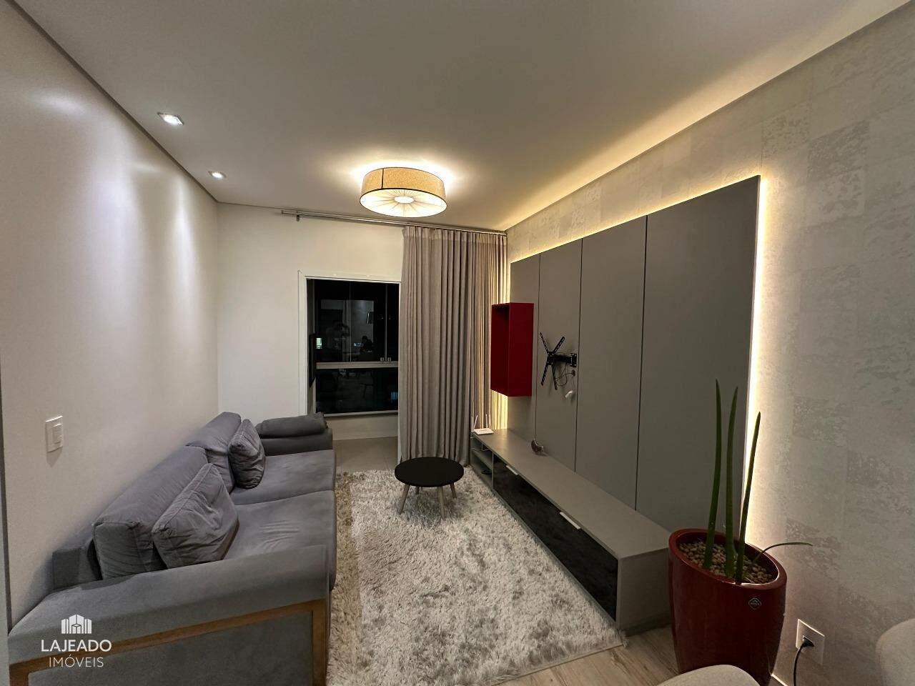 Apartamento à venda com 2 quartos, 72m² - Foto 6
