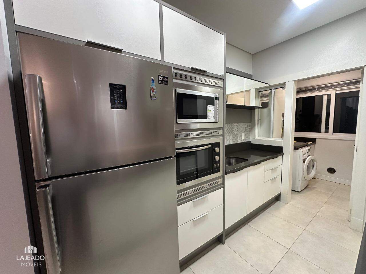 Apartamento à venda com 2 quartos, 72m² - Foto 12