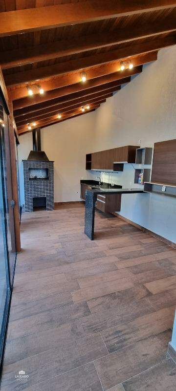 Casa, 3 quartos, 222 m² - Foto 6