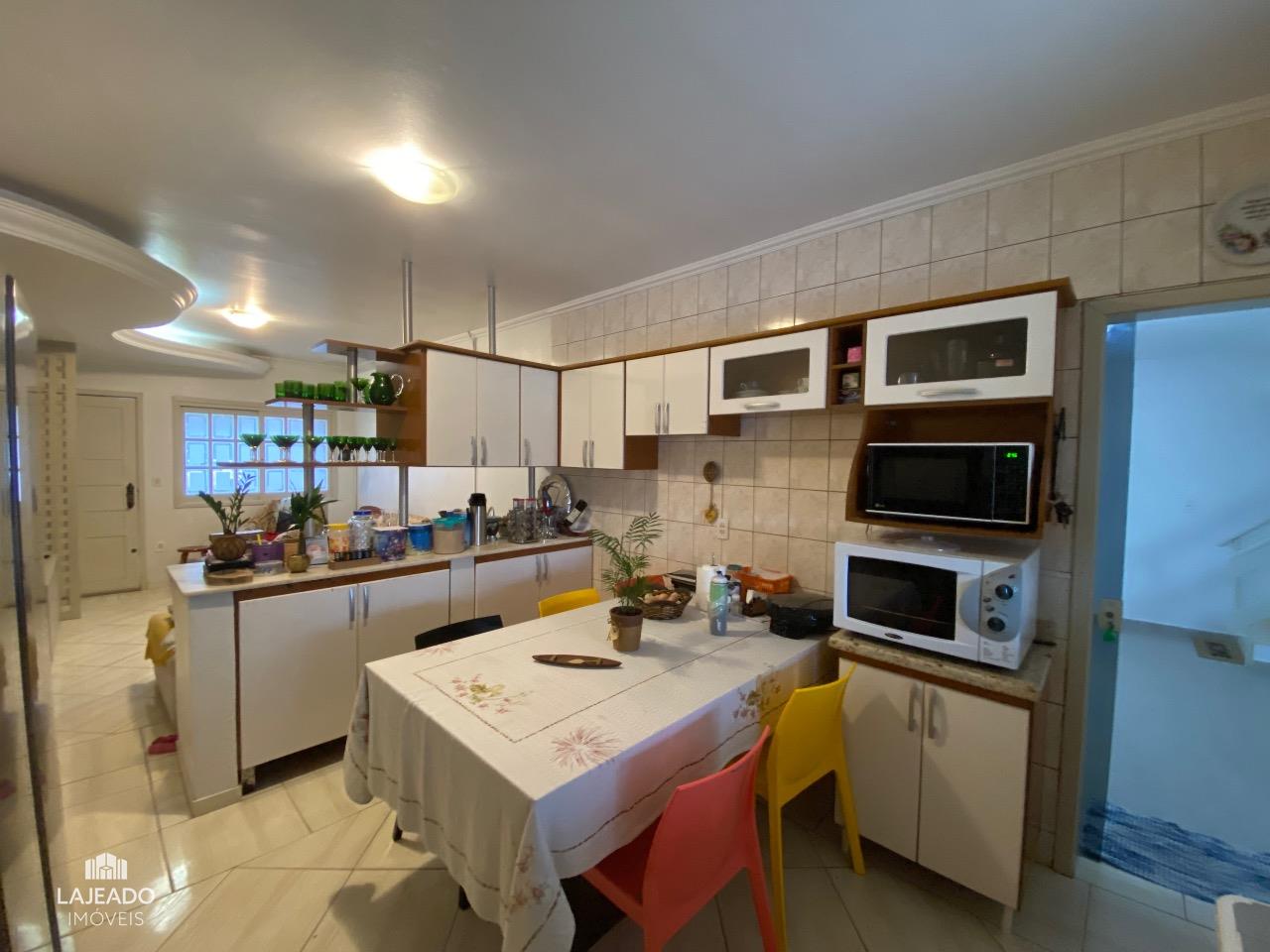 Casa, 4 quartos, 200 m² - Foto 14