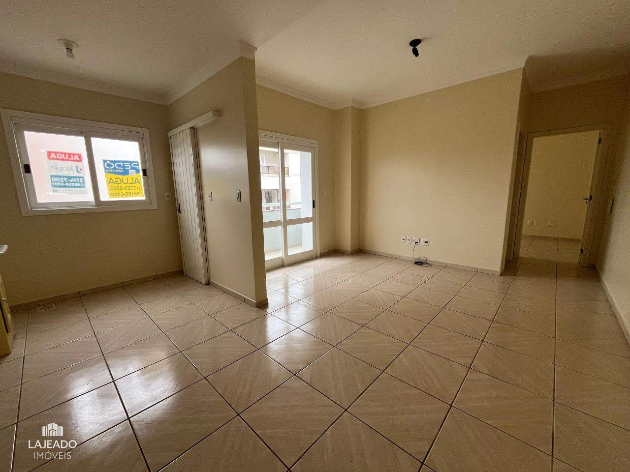 Apartamento para aluguel no Florestal:
