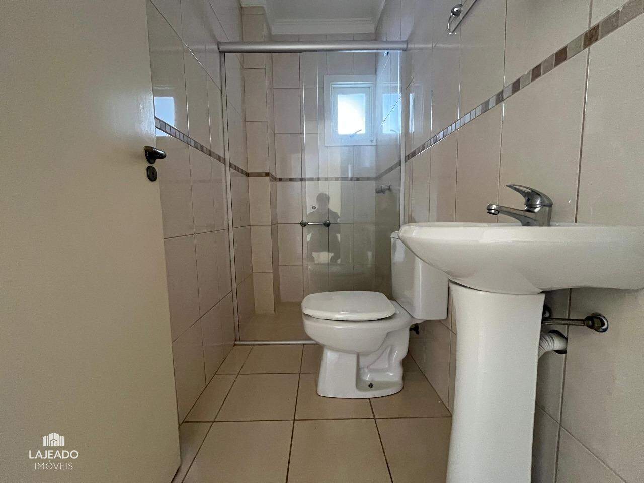 Apartamento para aluguel no Florestal: 