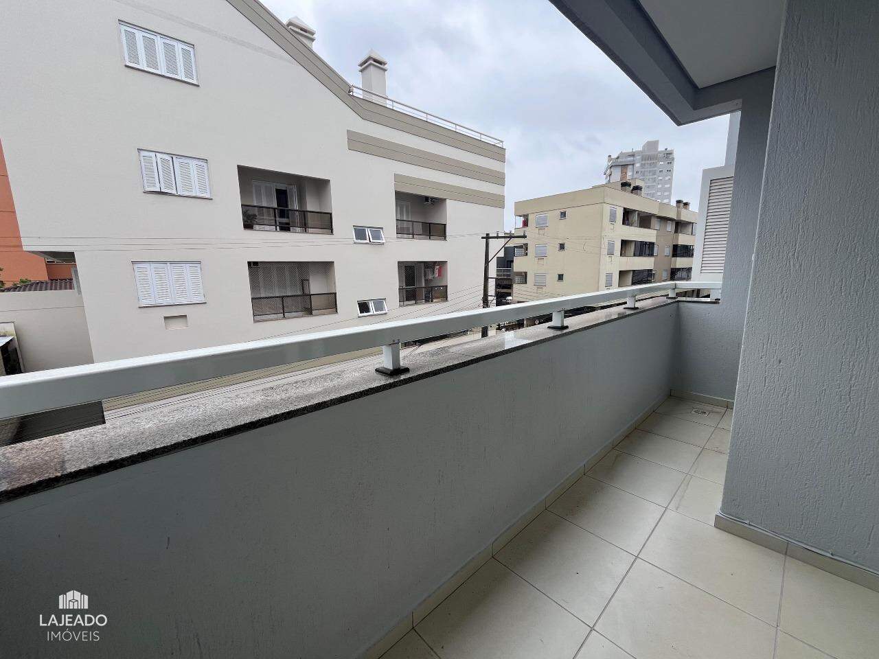 Apartamento para aluguel no Florestal: 