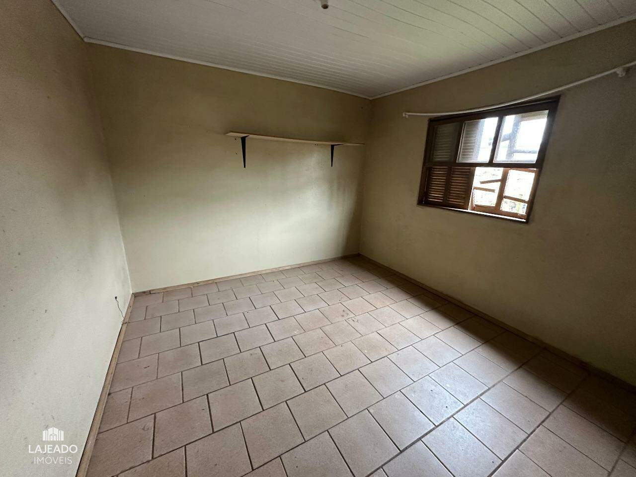 Casa à venda com 3 quartos, 68m² - Foto 6