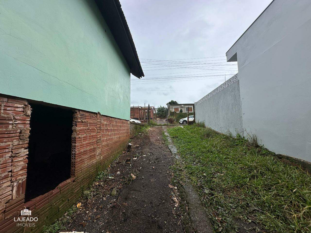 Casa à venda com 3 quartos, 68m² - Foto 9