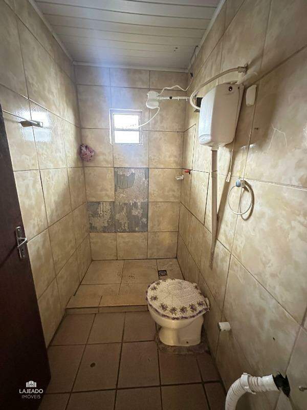 Casa à venda com 3 quartos, 68m² - Foto 12