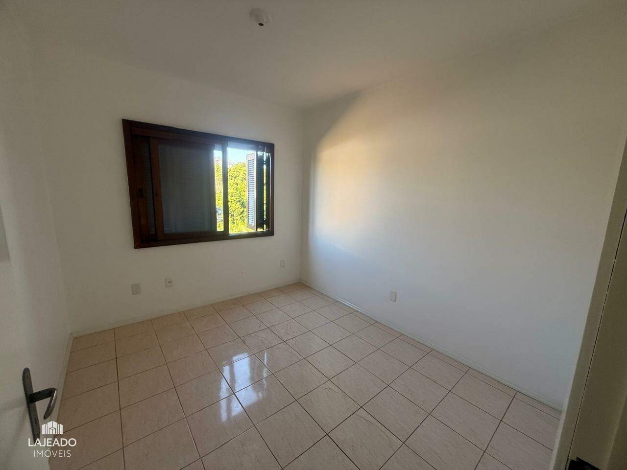 Apartamento à venda com 3 quartos, 122m² - Foto 9