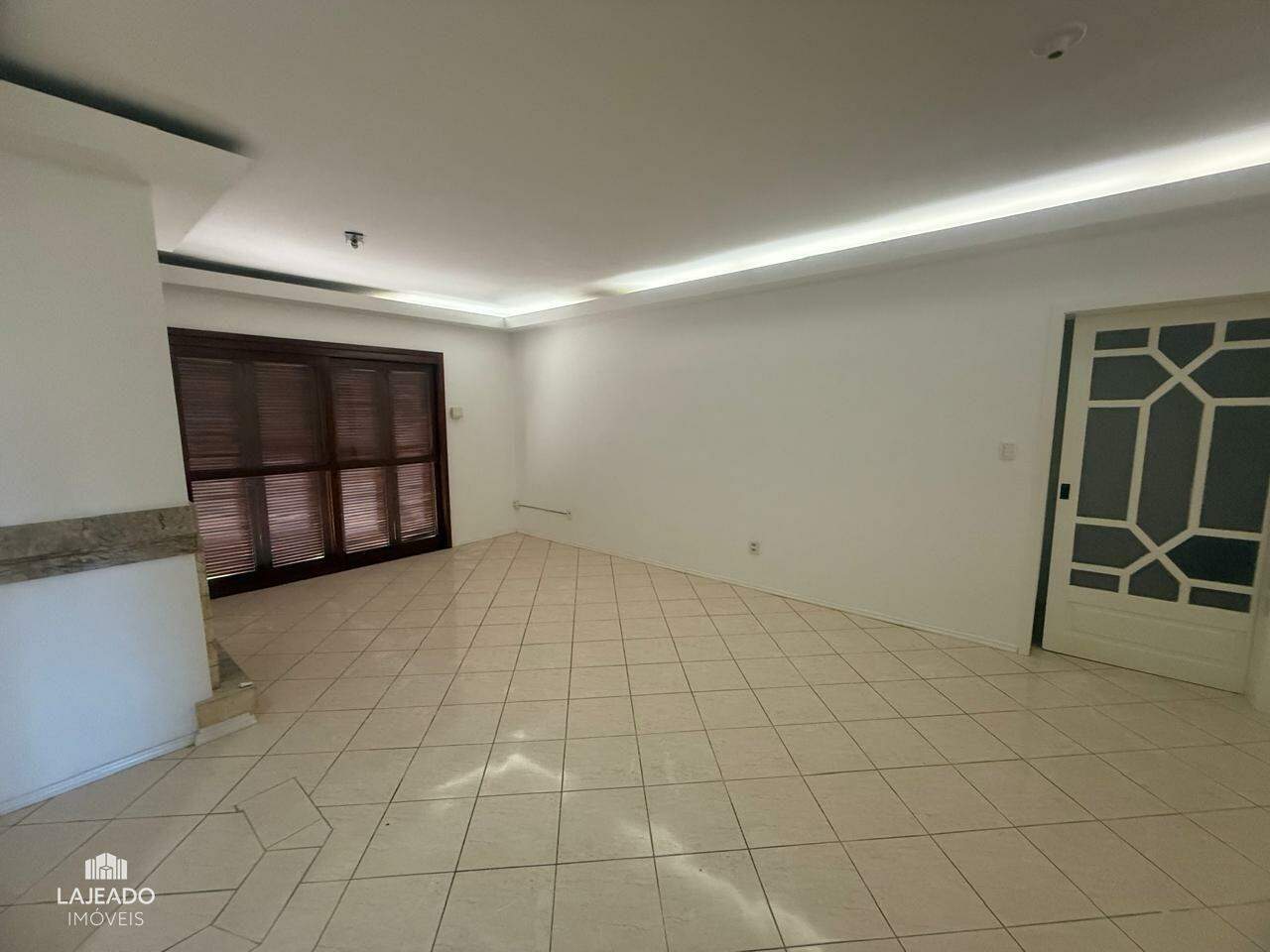 Apartamento à venda com 3 quartos, 122m² - Foto 4