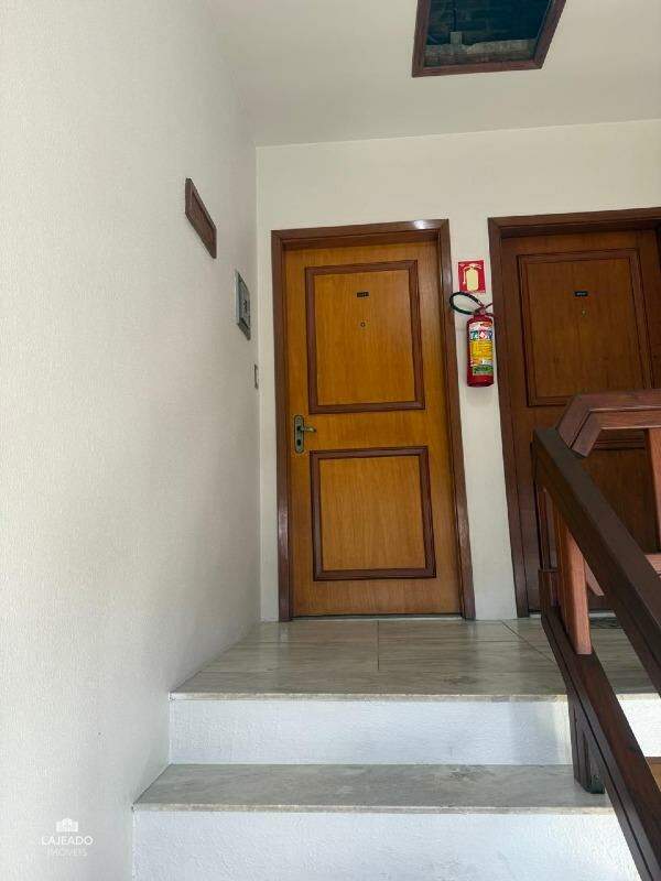 Apartamento à venda com 3 quartos, 122m² - Foto 3