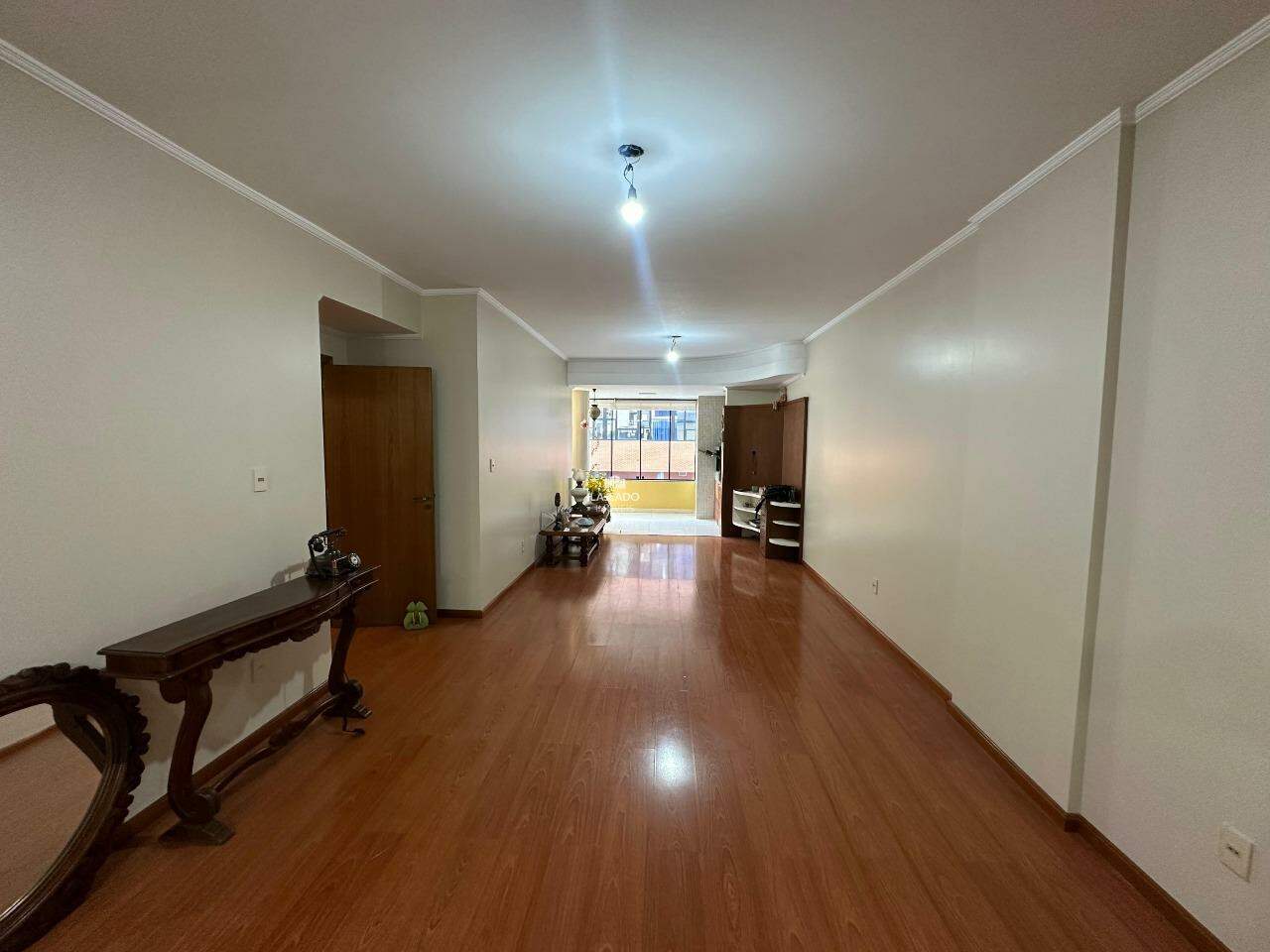 Apartamento à venda com 3 quartos, 116m² - Foto 23