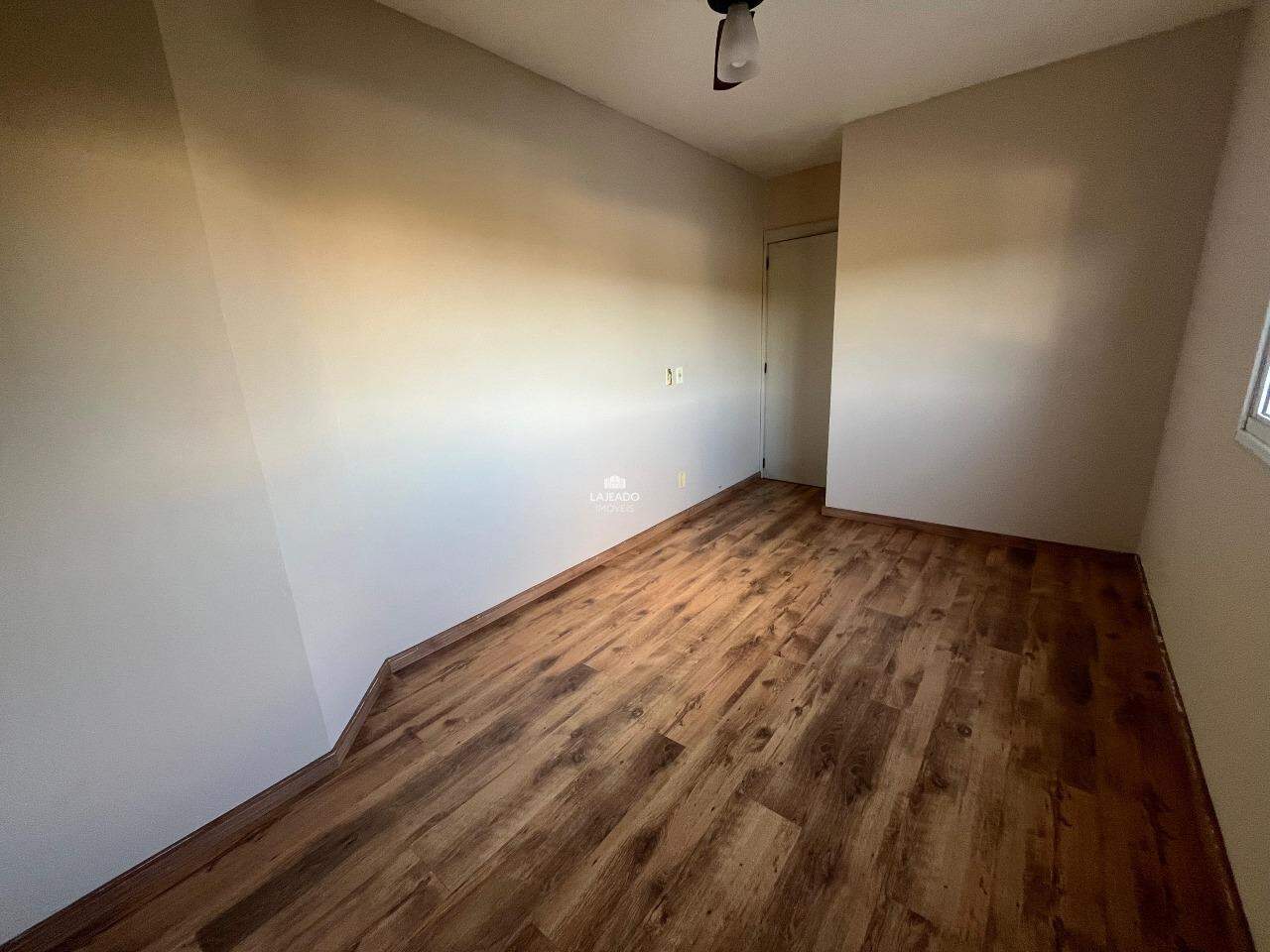 Apartamento para aluguel no Moinhos: 