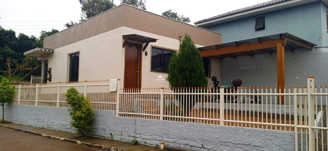 Casa, 2 quartos, 67 m² - Foto 1