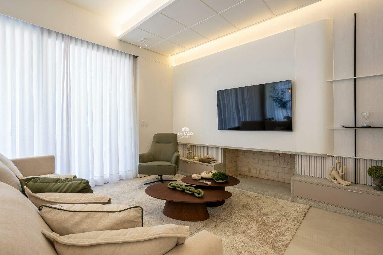 Apartamento à venda com 3 quartos, 149m² - Foto 3