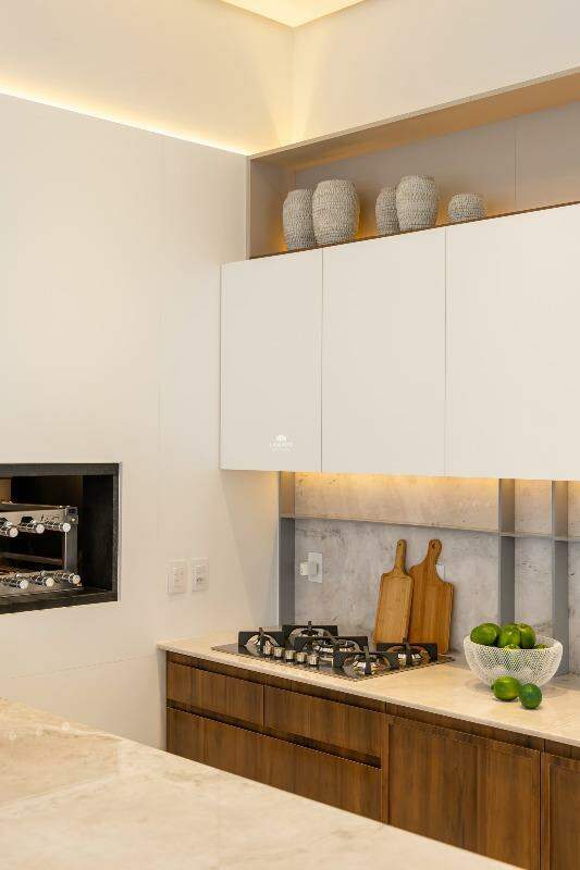 Apartamento à venda com 3 quartos, 149m² - Foto 8