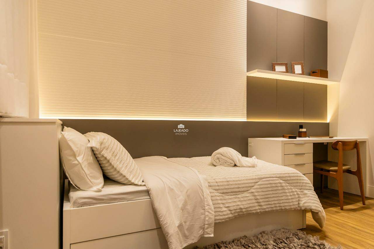 Apartamento à venda com 3 quartos, 149m² - Foto 15