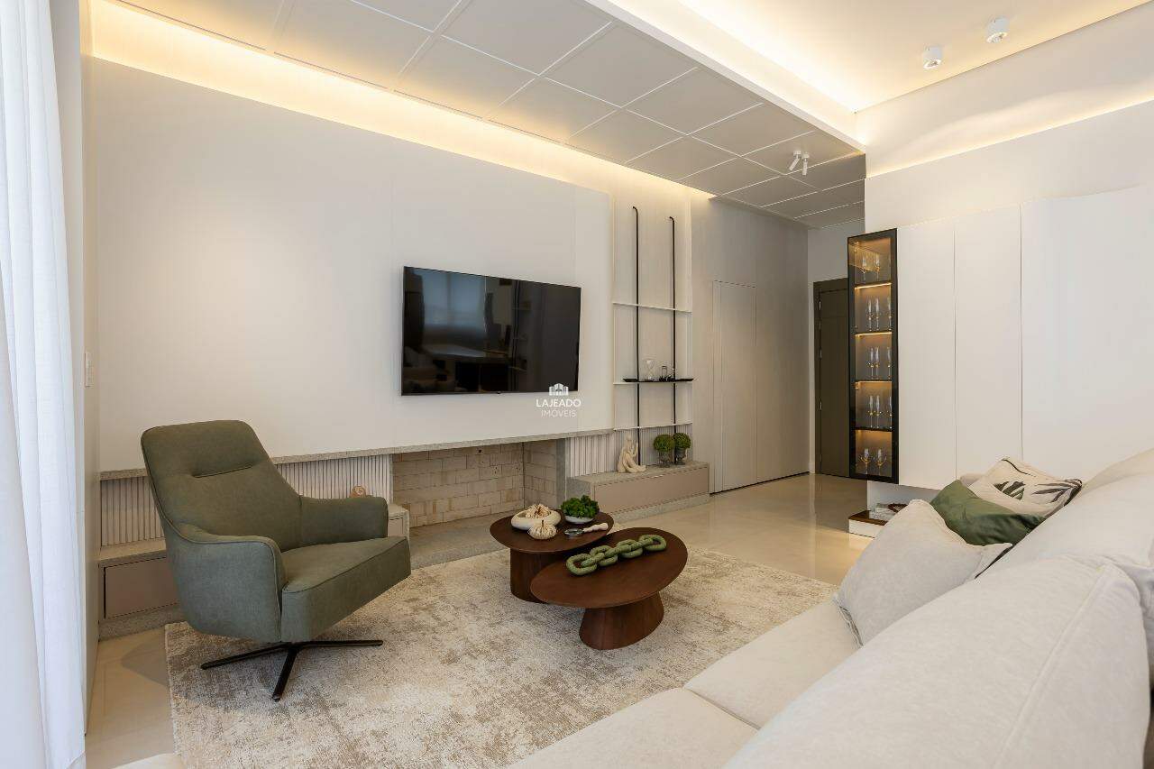 Apartamento à venda com 3 quartos, 149m² - Foto 4