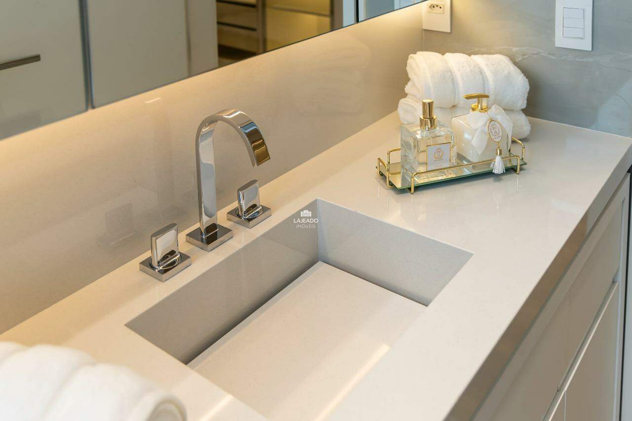 Apartamento à venda com 3 quartos, 149m² - Foto 19