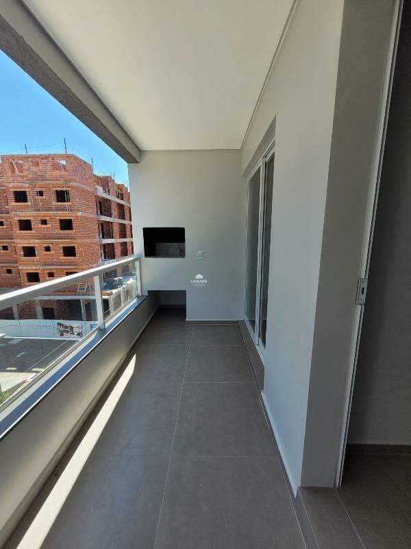 Apartamento à venda no Universitário: 